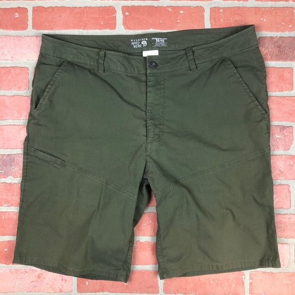mountain hardwear hiking shorts